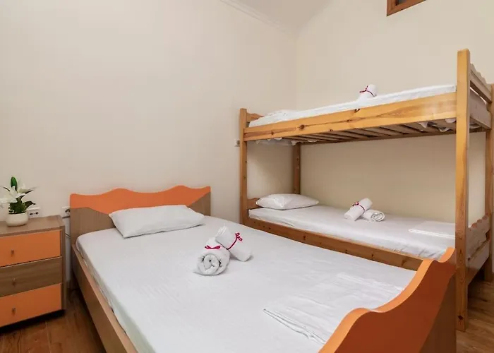 Hub House Zante